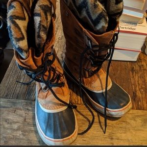Sorel Joan Of Arctic boots size 8, $75